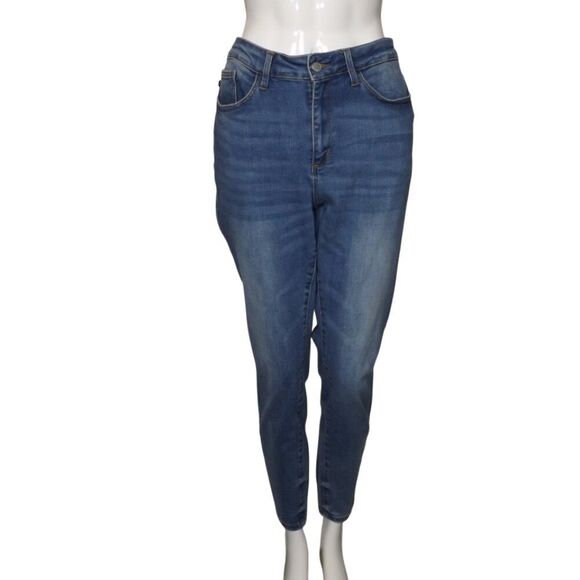 JUDY BLUE Jeans, 16W, Stretch, Zipper, Skinny fit, 5 pockets, Medium Blue Wash - Picture 1 of 14